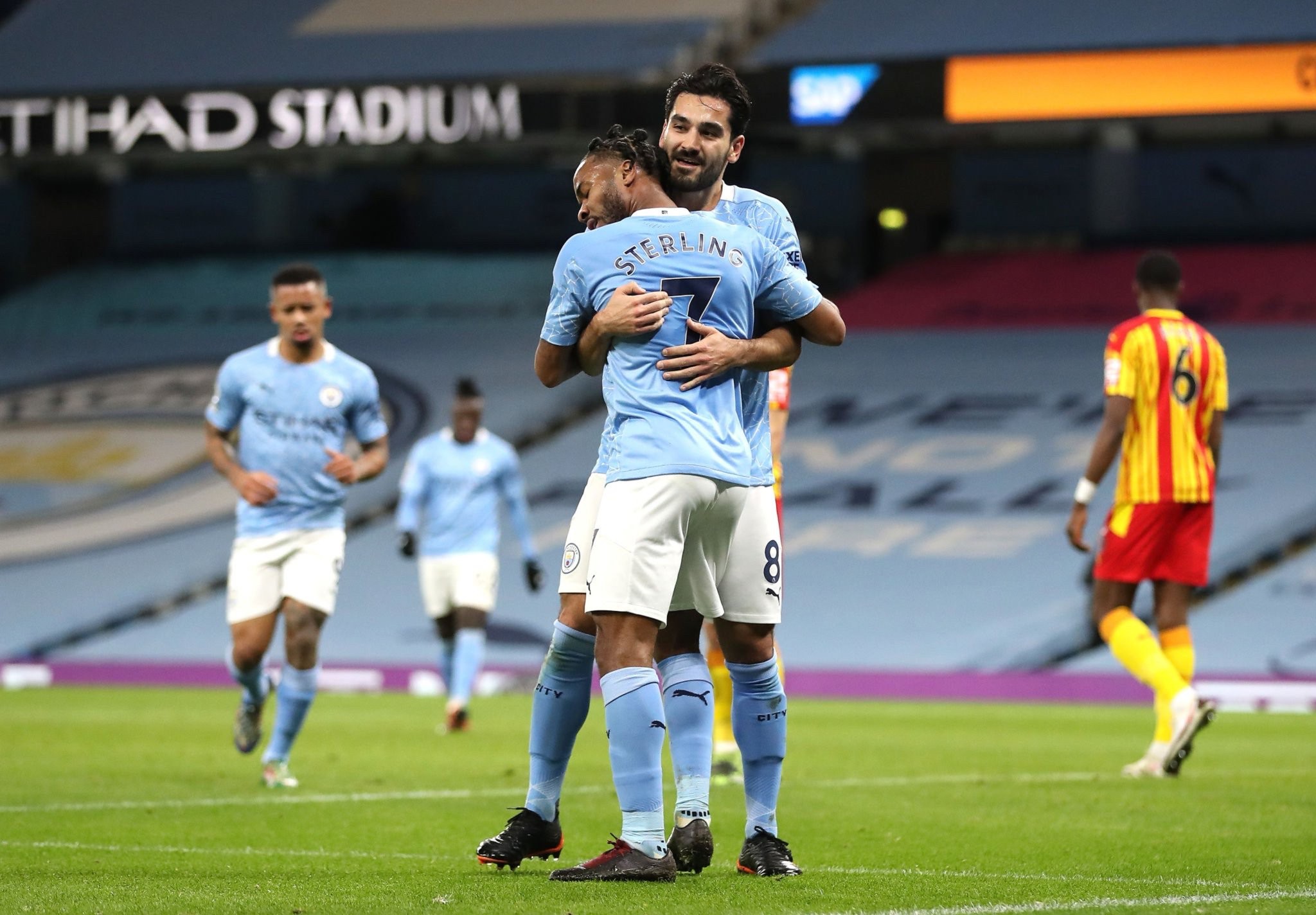 金子般的膝 金子般的膝